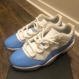 Jordan 11 low UNC